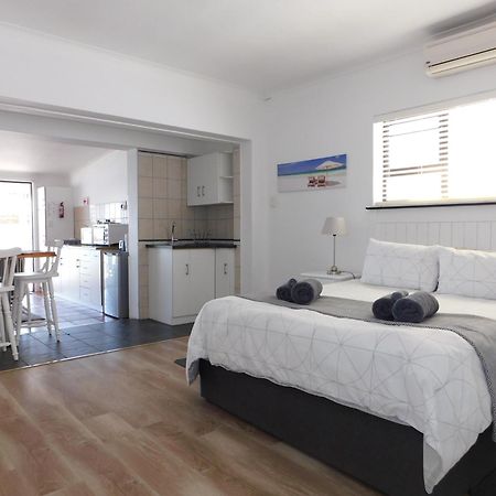 Rivertides Self Catering Guest House 韦尔德里夫 外观 照片